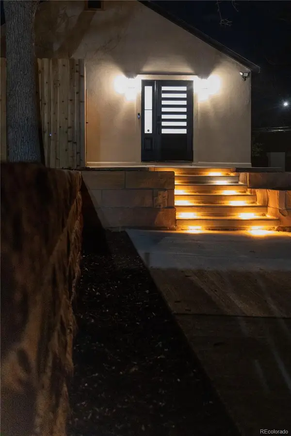 3060 W 55th Place, Denver, CO 80221