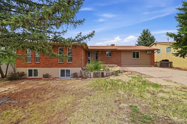 1550 Hiawatha Drive, Colorado Springs, CO 80915