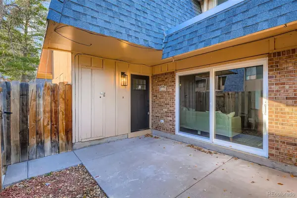 7995 E Mississippi Avenue #H15, Denver, CO 80247