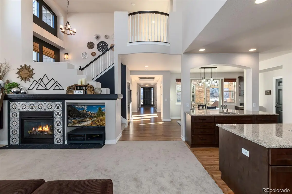 6835 S Robertsdale Way, Aurora, CO 80016 - Image #1