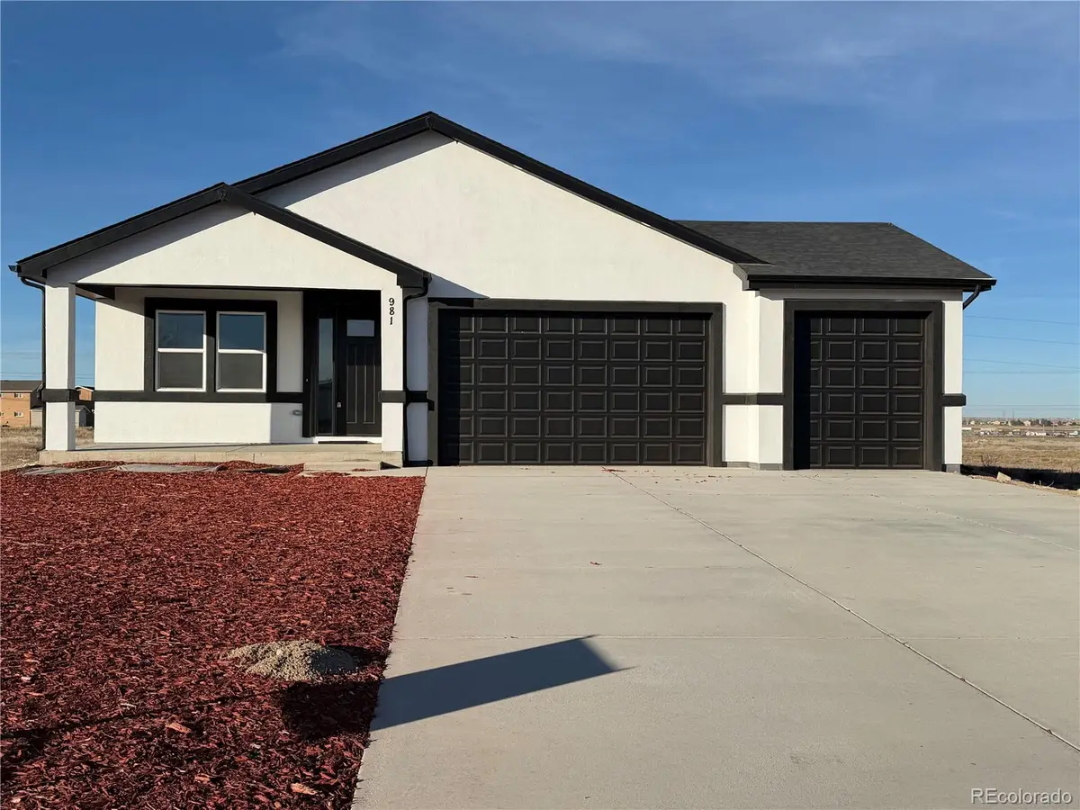 981 E Waverly Drive, Pueblo, CO 81007 - Image #1