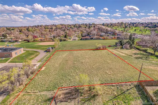 7402 W 76th Avenue, Arvada, CO 80003