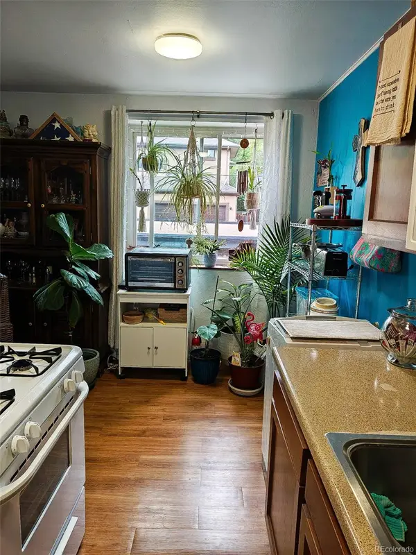 525 Jackson #207, Denver, CO 80206