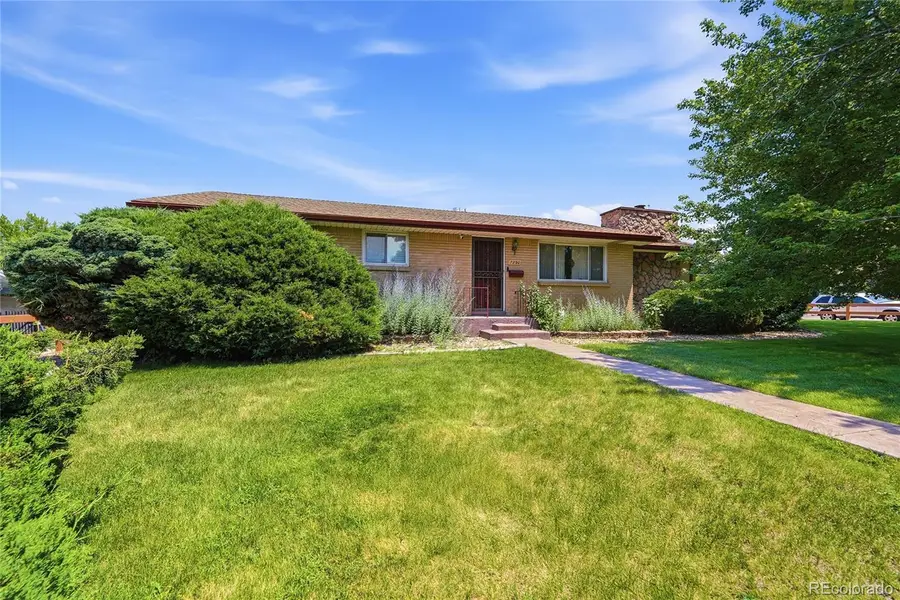 7290 S Penrose Court, Littleton, CO 80122 - #3