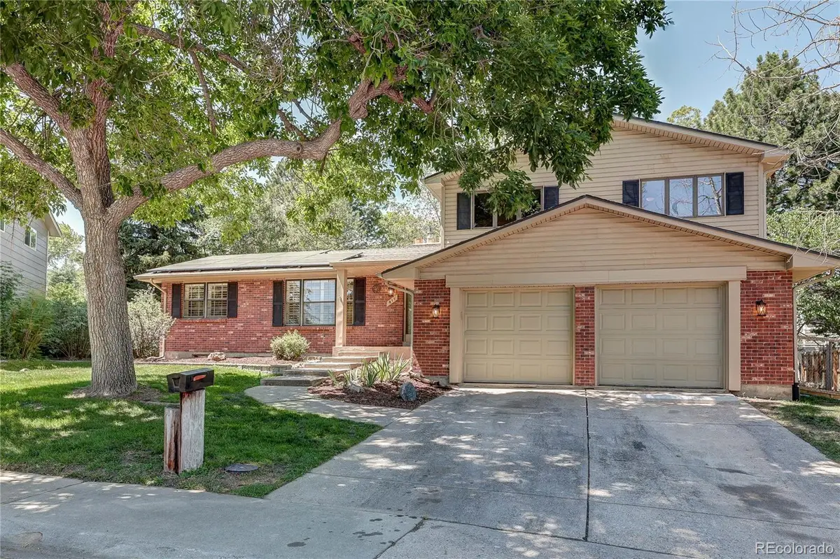 811 S Newcombe Way, Lakewood, CO 80226 - #1