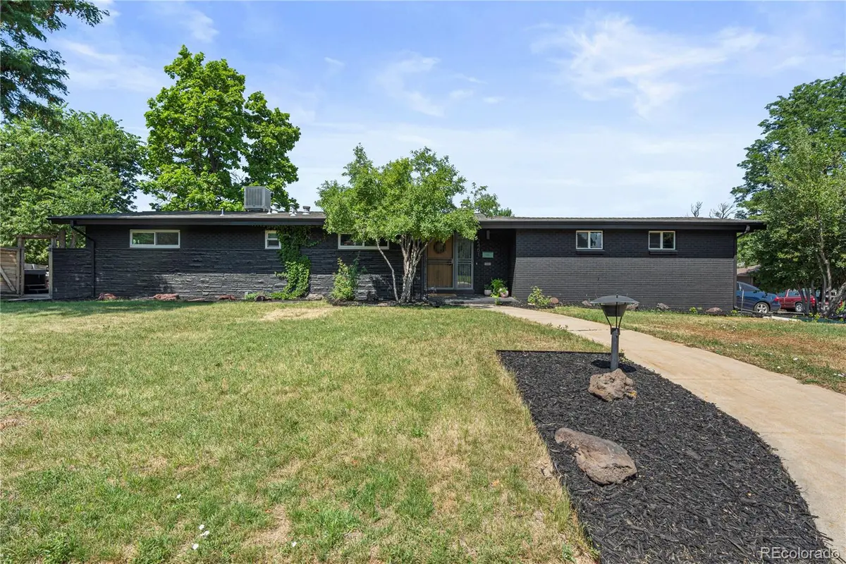 2451 S Ivanhoe Place, Denver, CO 80222 - Image #1