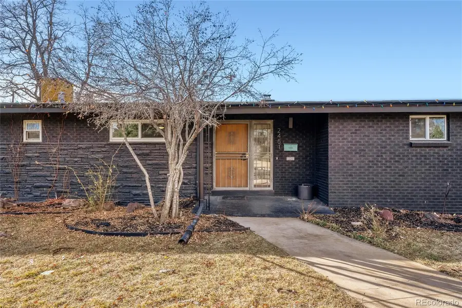 2451 S Ivanhoe Place, Denver, CO 80222 - Image #2