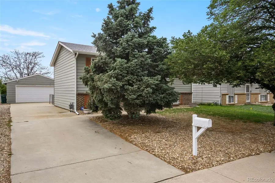 1115 Ouray Street, Aurora, CO 80011 - #2