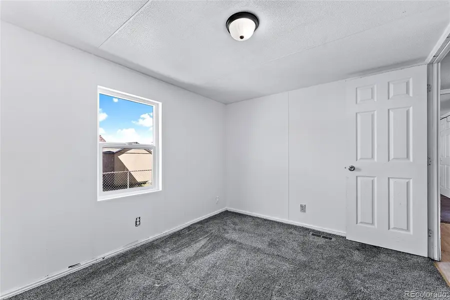 4211 E 100th Avenue, Thornton, CO 80229 - Image #3