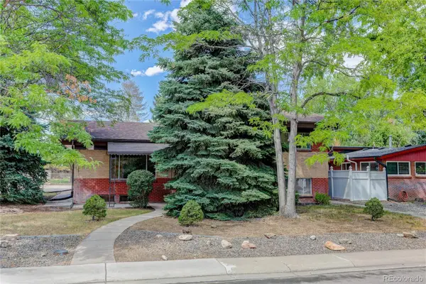 8395 W 17th Avenue, Lakewood, CO 80214