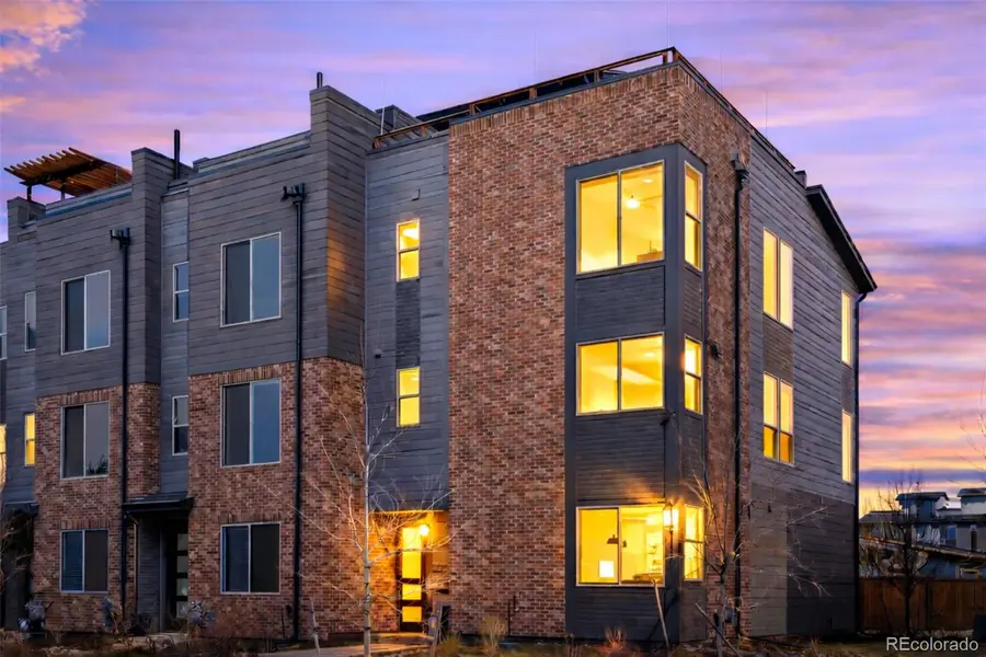 2522 Moline Street, Aurora, CO 80010 - #2