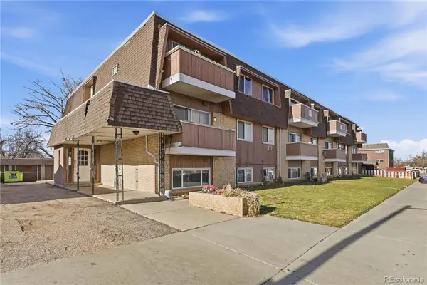 561 Geneva Street #305, Aurora, CO 80010