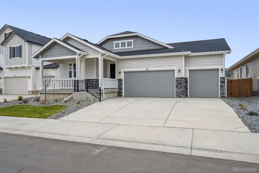 221 Sage Grouse Way, Bennett, CO 80102 - Image #2