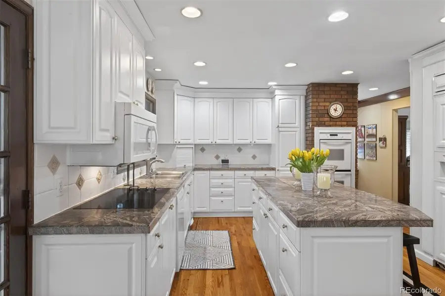 2002 Green Oaks Lane, Littleton, CO 80121 - #3