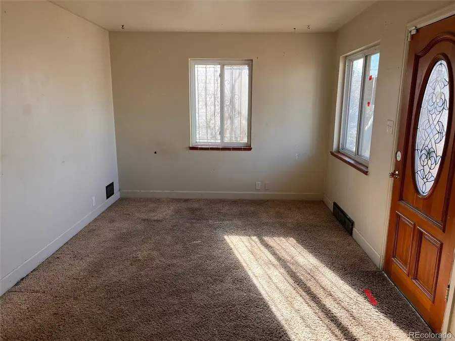 930 Nome Street, Aurora, CO 80010 - Image #3