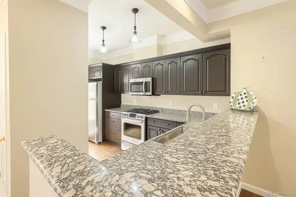 944 Ivanhoe Street, Denver, CO 80220