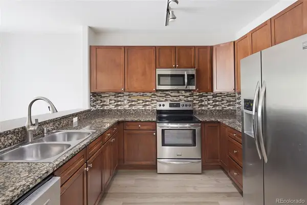 9079 E Panorama Circle #413, Englewood, CO 80112