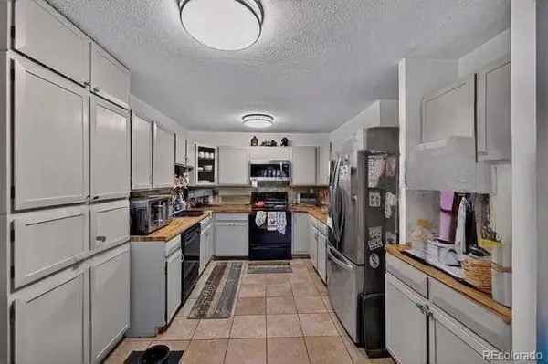9380 E Center Avenue #1B, Denver, CO 80247
