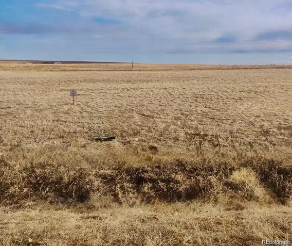 1127 Pinehurst Court, Bennett, CO 80102