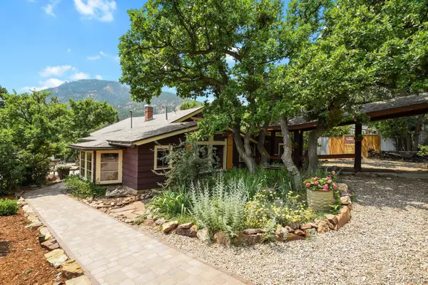 2005 Ridgeway Avenue, Colorado Springs, CO 80906