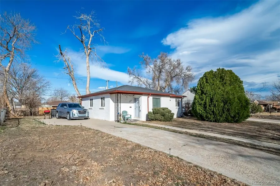 2921 Jasmine Street, Denver, CO 80207 - #2