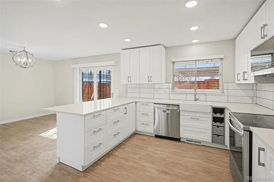 9194 E Nassau Avenue, Denver, CO 80237 - Image #3