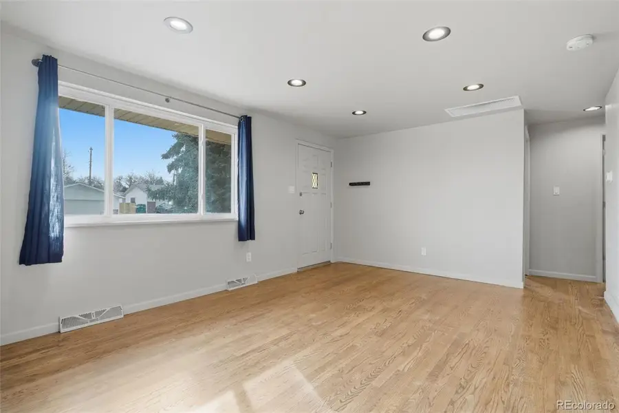 8123 W Iowa Avenue, Lakewood, CO 80232 - Image #3