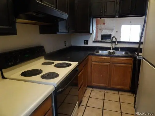 10595 W Dartmouth Avenue, Lakewood, CO 80227 - Image #3