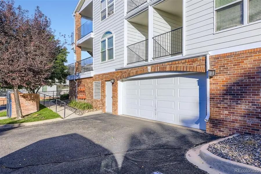 1648 S Cole Street #B7, Lakewood, CO 80228 - Image #3