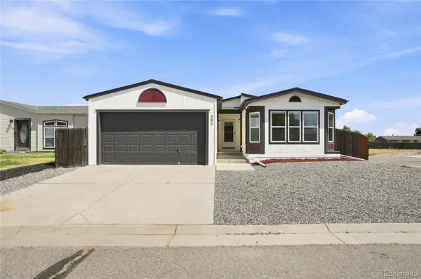 302 Apache Place, Lochbuie, CO 80603