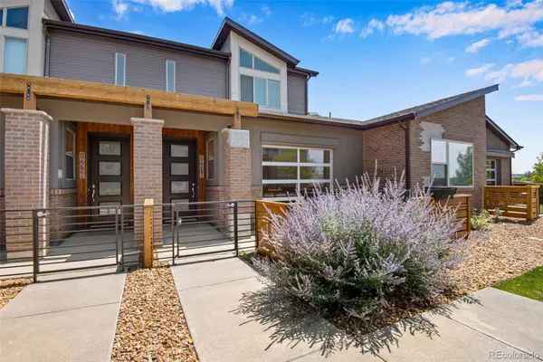 19570 E Sunset Circle, Aurora, CO 80015