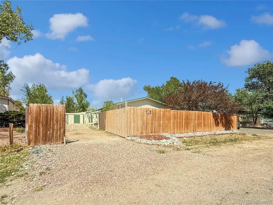 349 E Stewart Drive, Pueblo, CO 81007 - #2