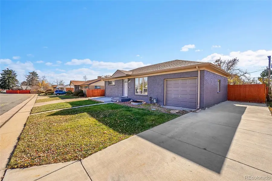 426 E 109th Avenue, Northglenn, CO 80233 - Image #2