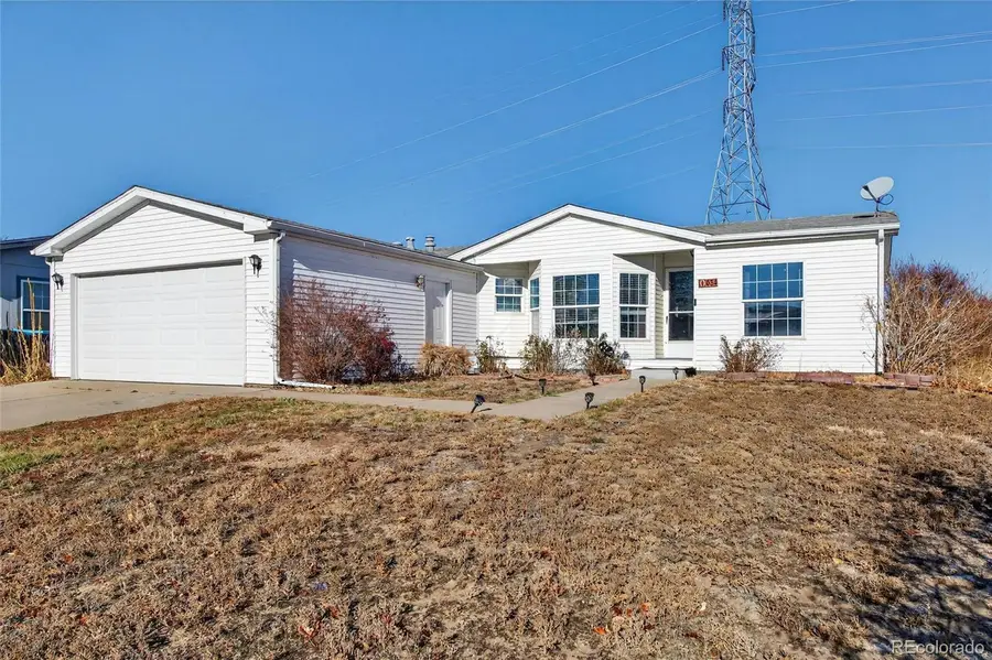 634 Locust Avenue, Lochbuie, CO 80603 - Image #2