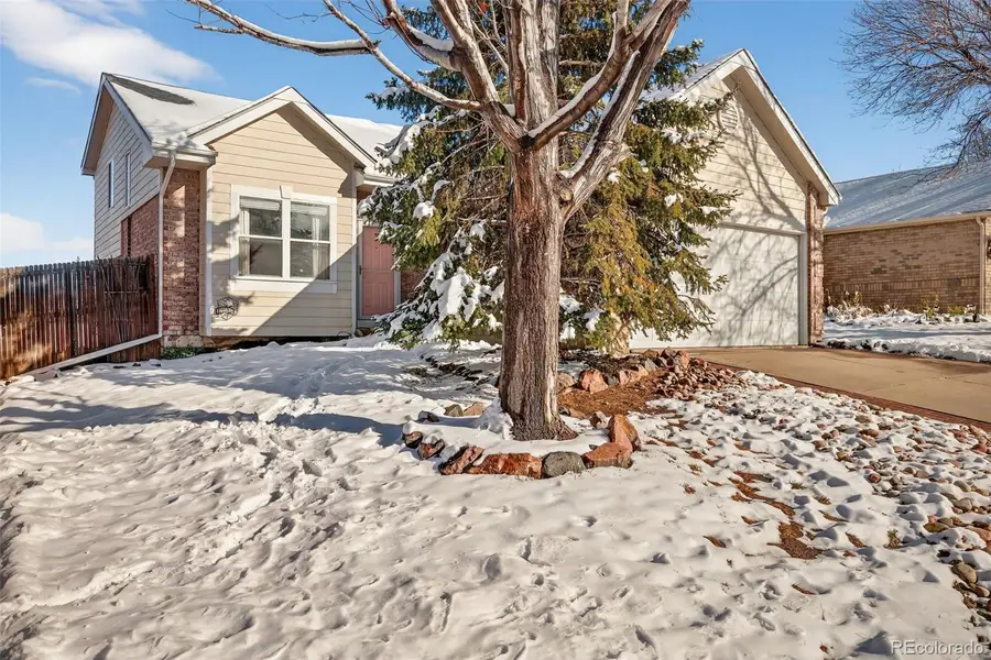 4252 S Ireland Court, Aurora, CO 80013 - Image #2