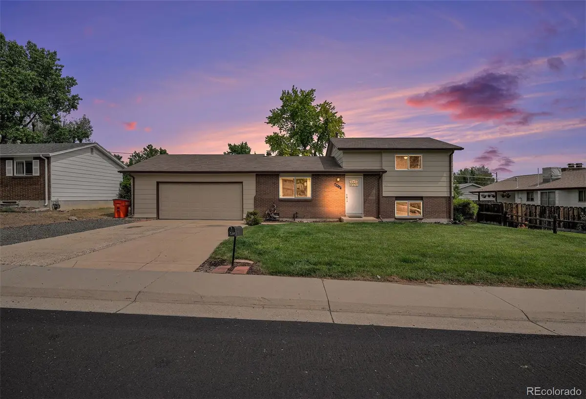 6413 W 76th Avenue, Arvada, CO 80003 - Image #1