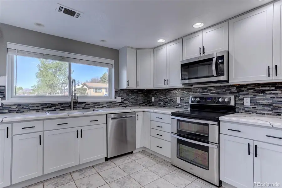 1292 S Vance Street, Lakewood, CO 80232 - #3