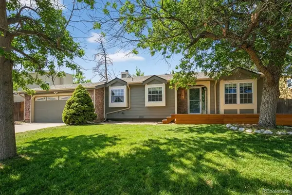 2761 S Salida Way, Aurora, CO 80013