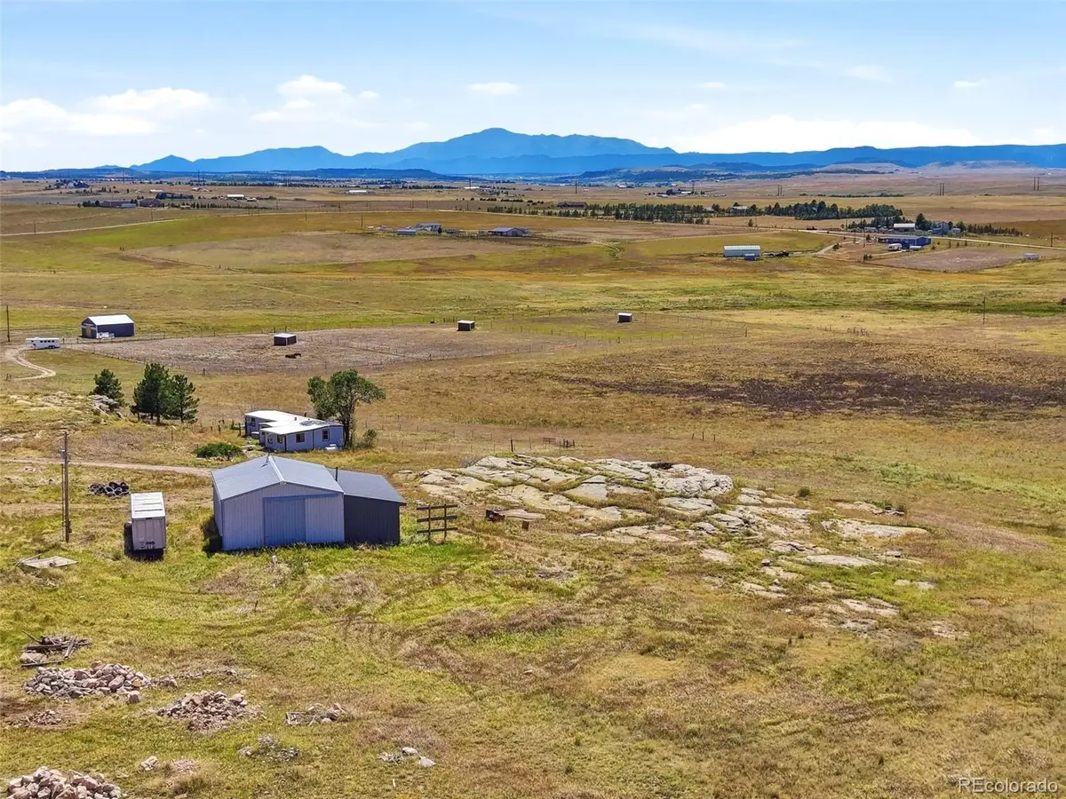 911 Private Road 112, Elizabeth, CO 80107 - #1