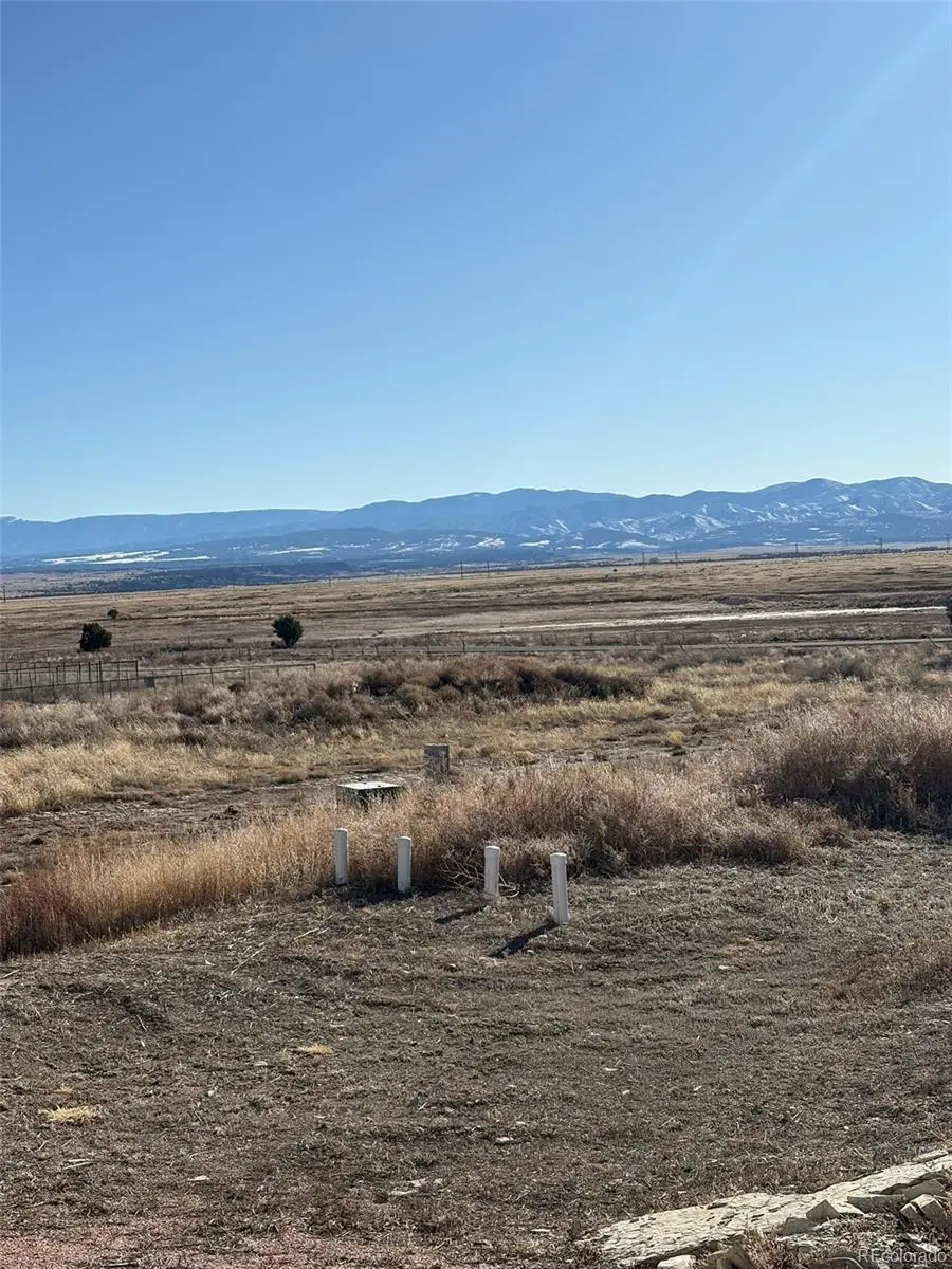 307 S Montecito Drive, Pueblo, CO 81007 - #2