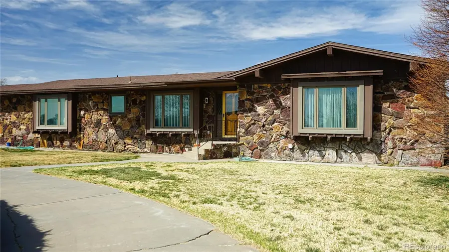 412 W Poplar Street, Walsh, CO 81090 - #3