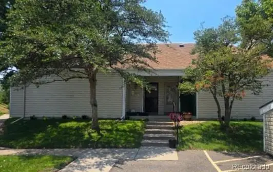 2600 S Xanadu Way #B, Aurora, CO 80014