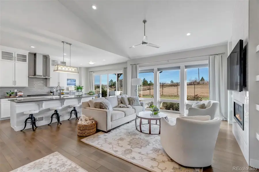 7036 S Espana Way, Centennial, CO 80016 - Image #2