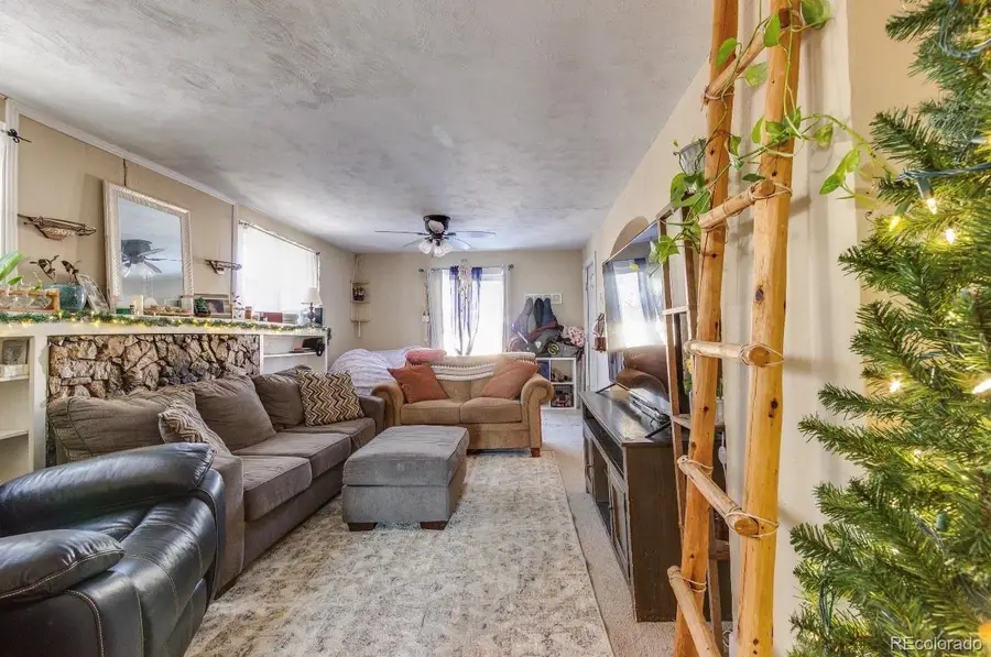 309 Kansas Avenue, Walsenburg, CO 81089 - #3