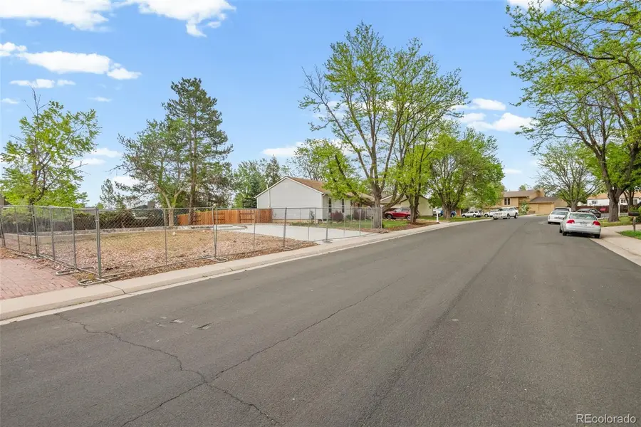 1860 S Truckee Way, Aurora, CO 80017 - #2