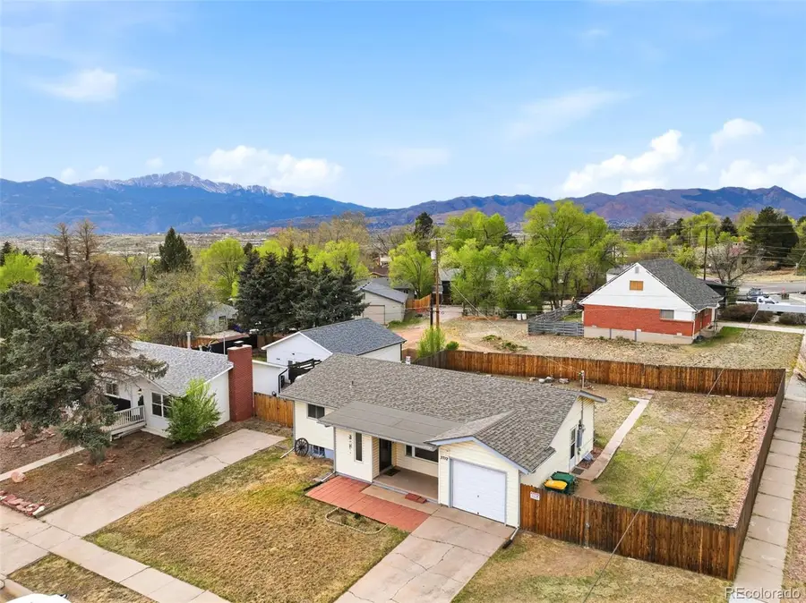 3712 Sheffield Lane, Colorado Springs, CO 80907 - #2