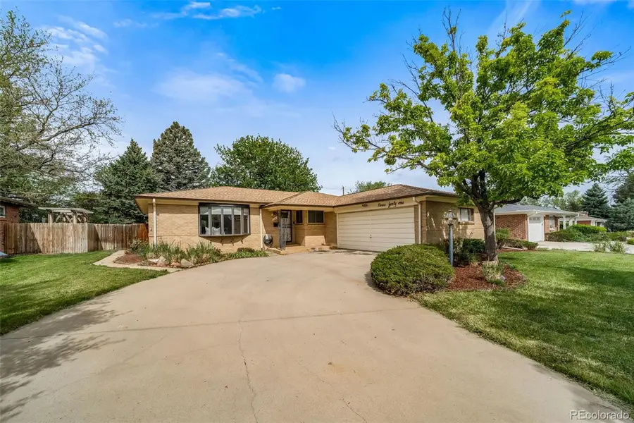 341 Newark Street, Aurora, CO 80010 - #2