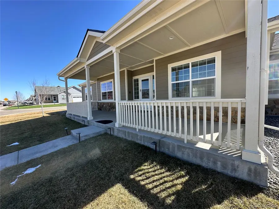 56482 E 23rd Avenue, Strasburg, CO 80136 - #3