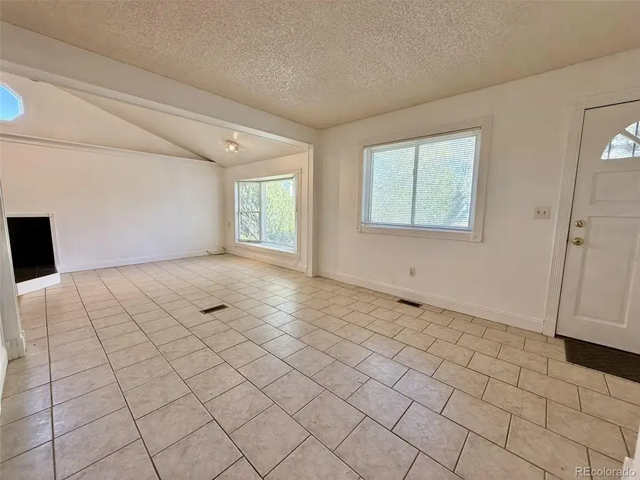 1865 S Ivory Court, Aurora, CO 80017 - #3