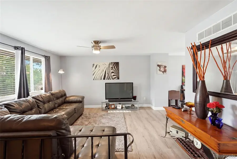 984 S Victor Way, Aurora, CO 80012 - #3